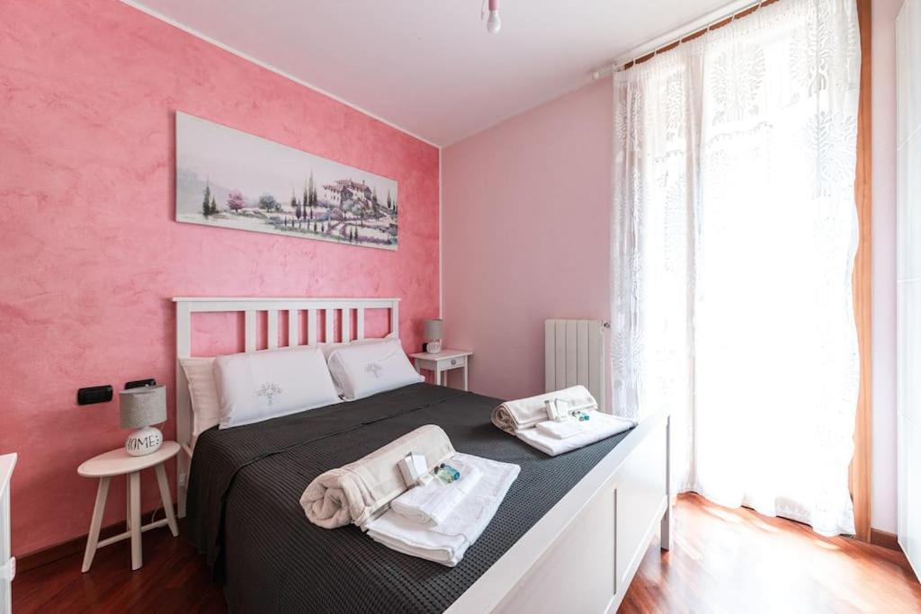 Appartamento Caterina A 5 Minuti Da Milano Fiere E San Siro Con Wifi-Netflix-Free Parking Exterior foto