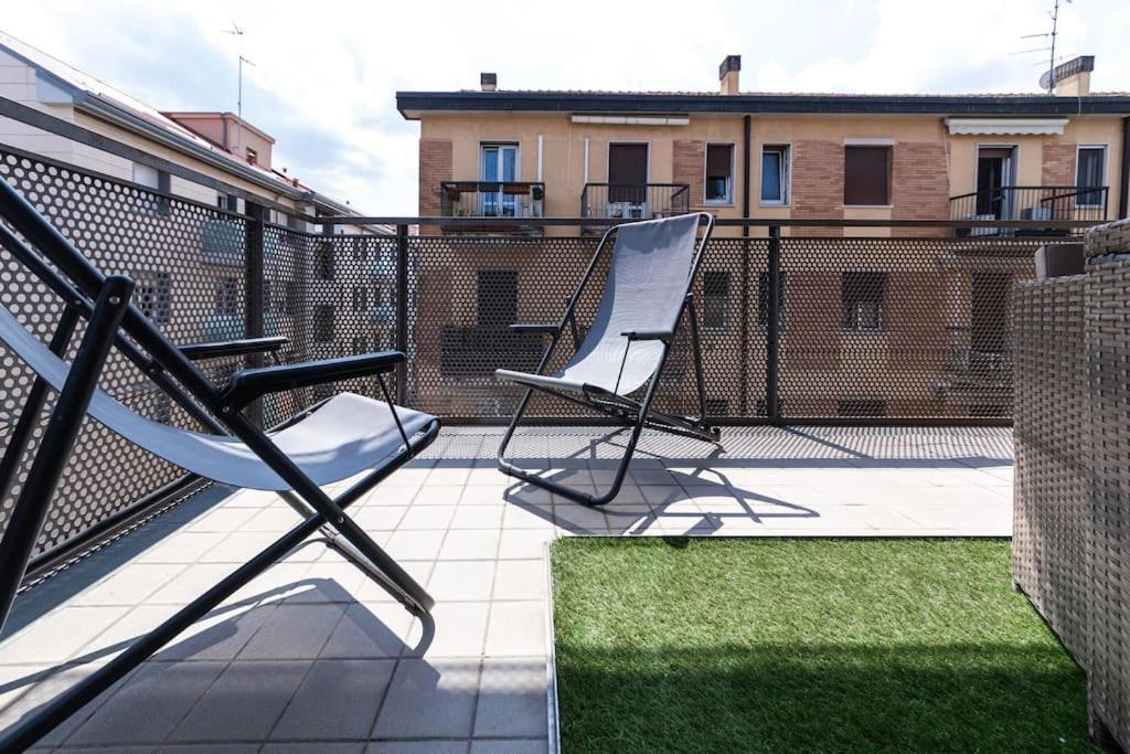 Appartamento Caterina A 5 Minuti Da Milano Fiere E San Siro Con Wifi-Netflix-Free Parking Exterior foto
